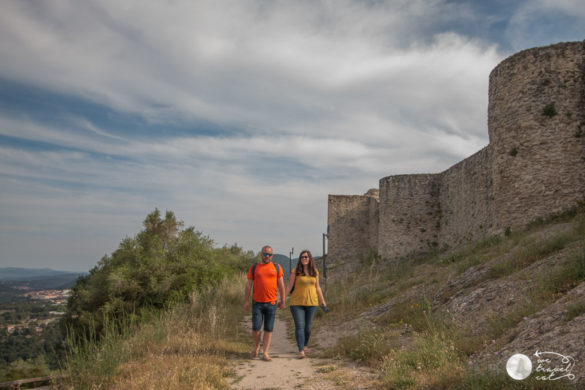 La muralla del castell de Claramunt - wetravel.cat